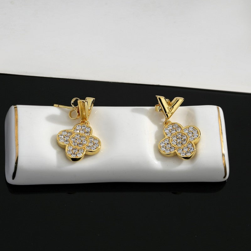18K Louis Vuitton Diamond Flower Earrings