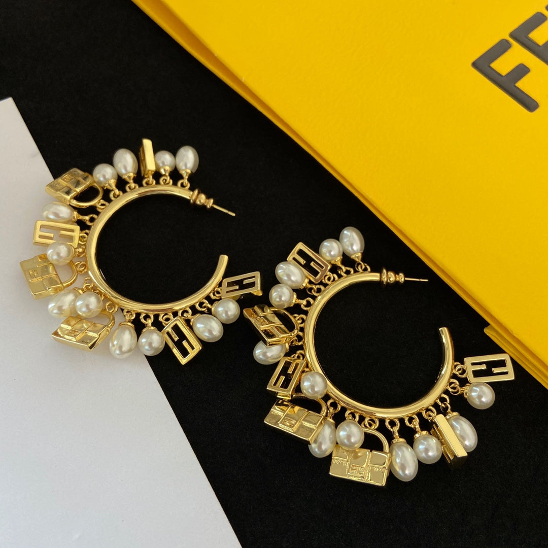 18K Fendi Pearls Earrings