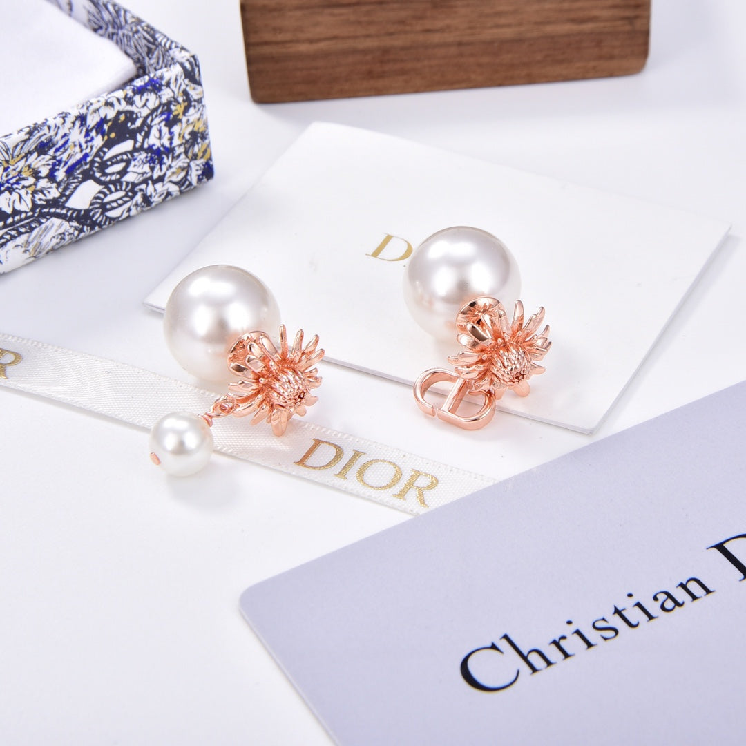 18K Dior Tribales Earrings