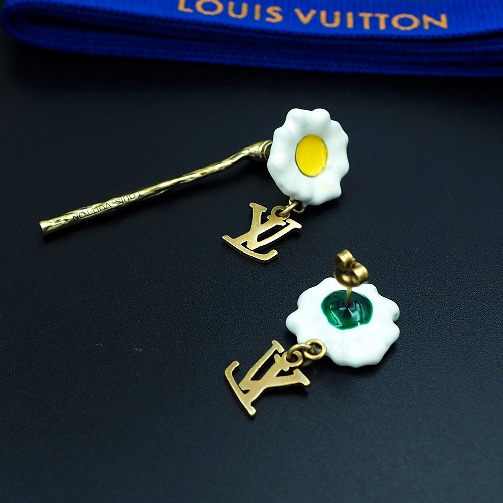 18K Louis Vuitton Gardening Earrings