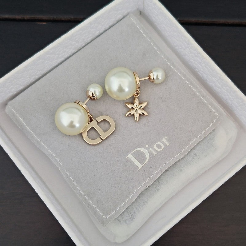18K Dior Tribales Leaf Pearl Earrings