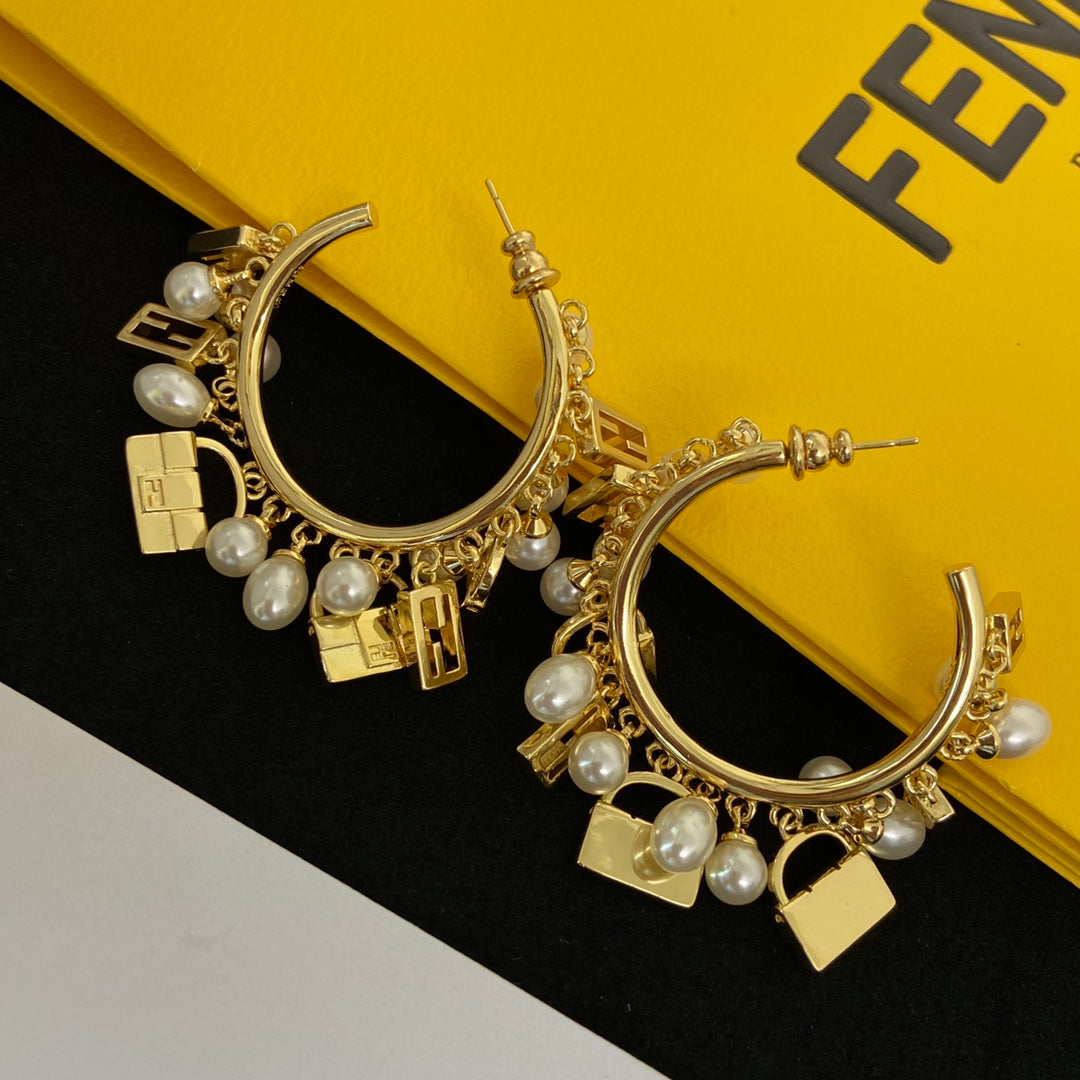 18K Fendi Pearls Earrings