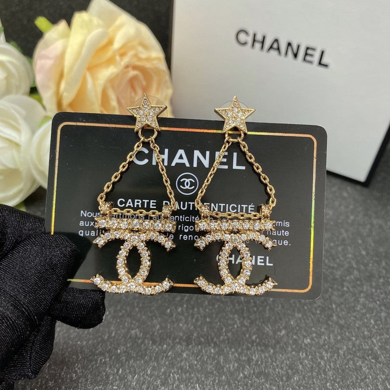 18K  Chanel Star Earrings