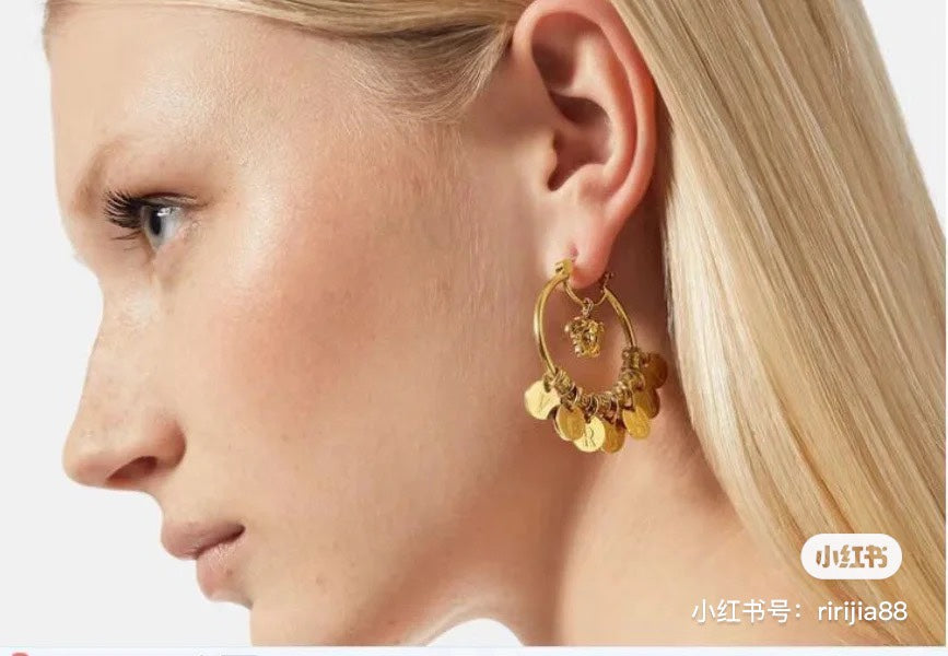18K Vers Circle Earrings