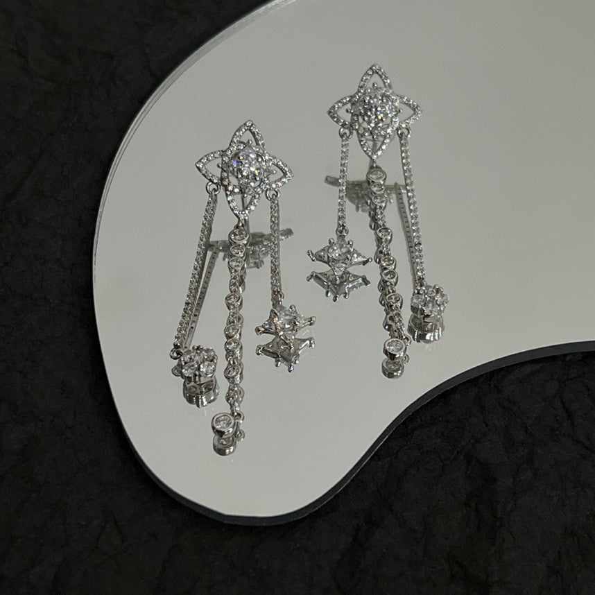 18K Louis Vuitton Diamond Flowers Long Earrings