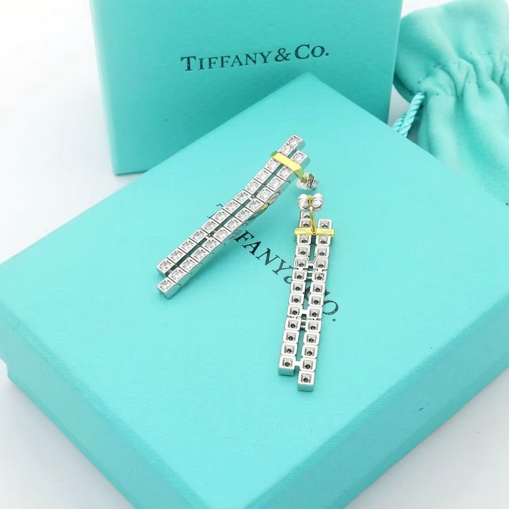 18K Tiffany Edge Drop Earrings