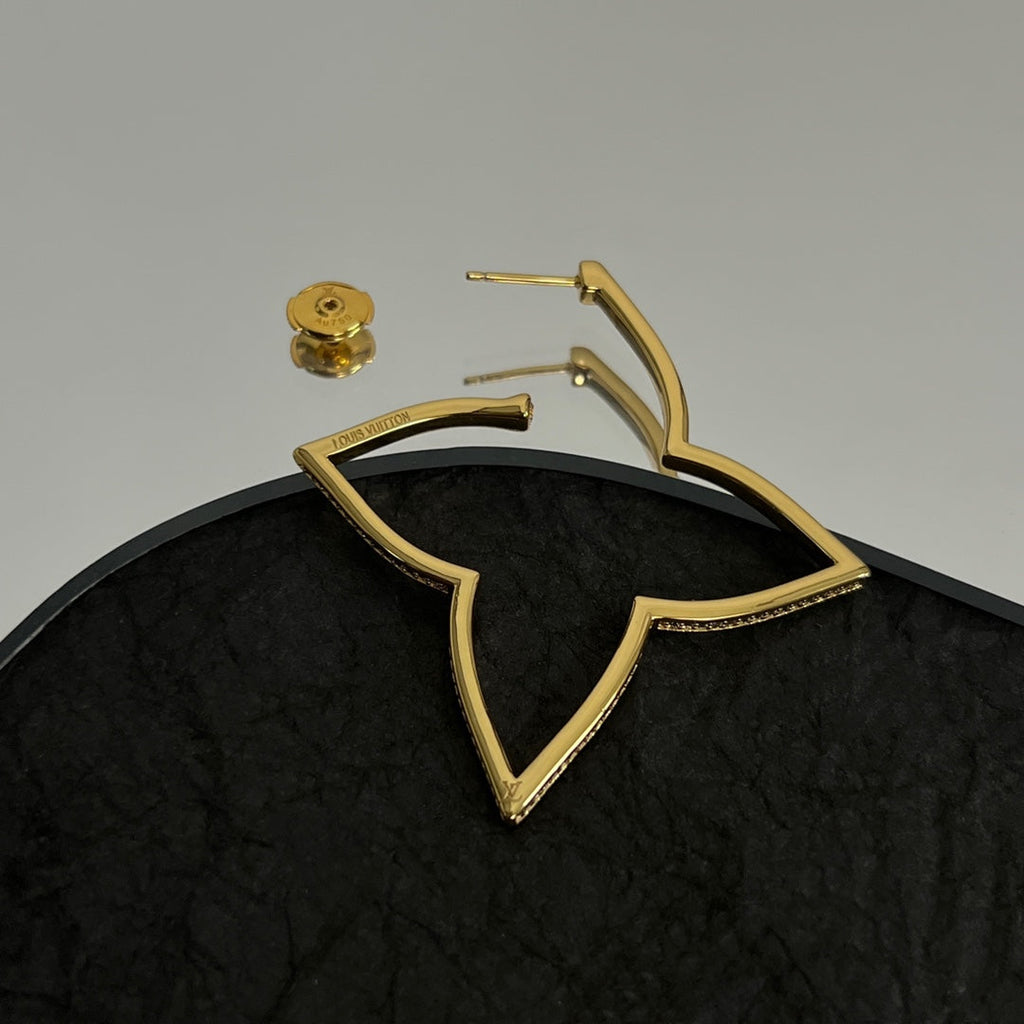 18K Louis Vuitton Debuts Blossom Earrings