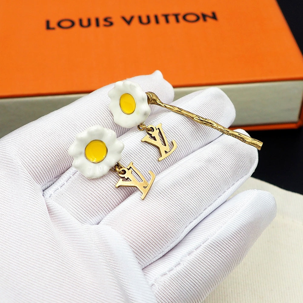 18K Louis Vuitton Gardening Earrings